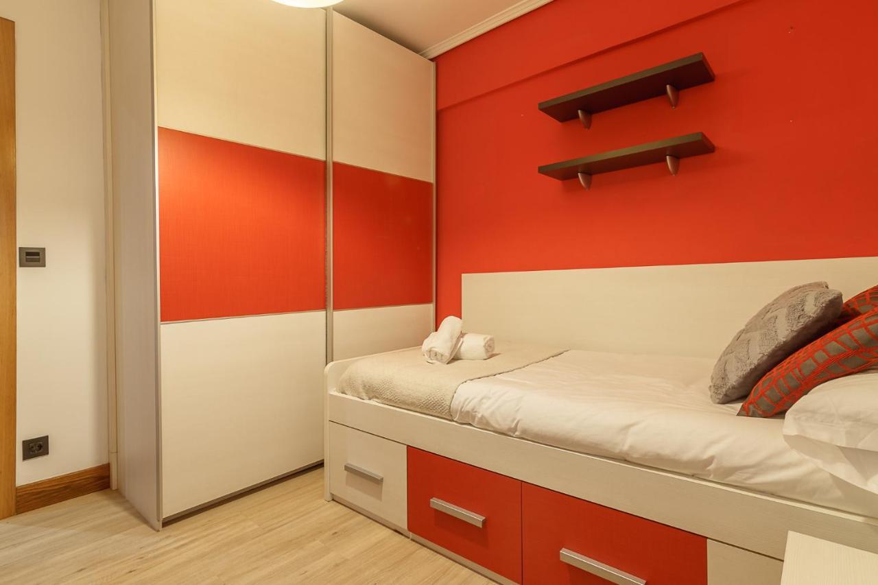 Appartamento Fika, Vivienda Turistica Urbana Con Wifi Bilbao Esterno foto