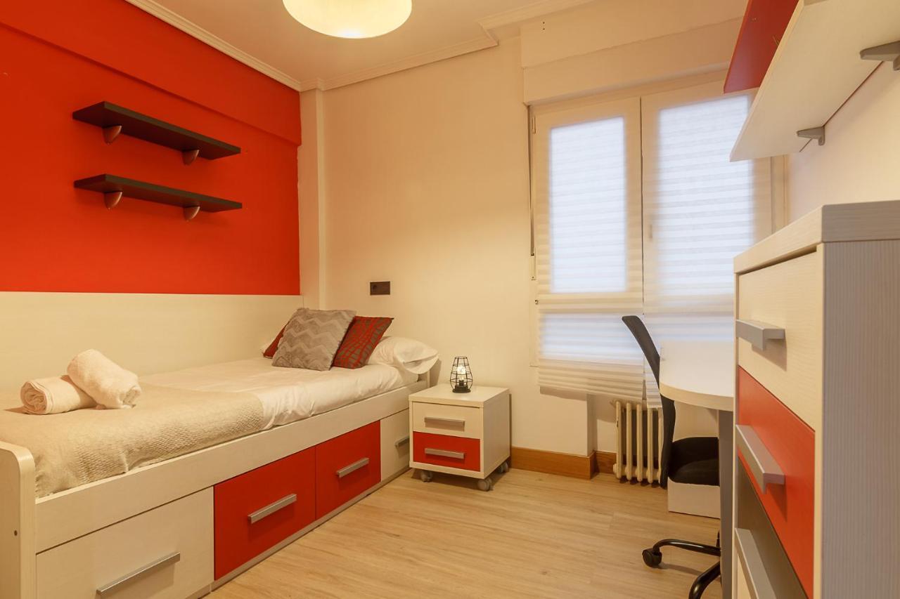 Appartamento Fika, Vivienda Turistica Urbana Con Wifi Bilbao Esterno foto