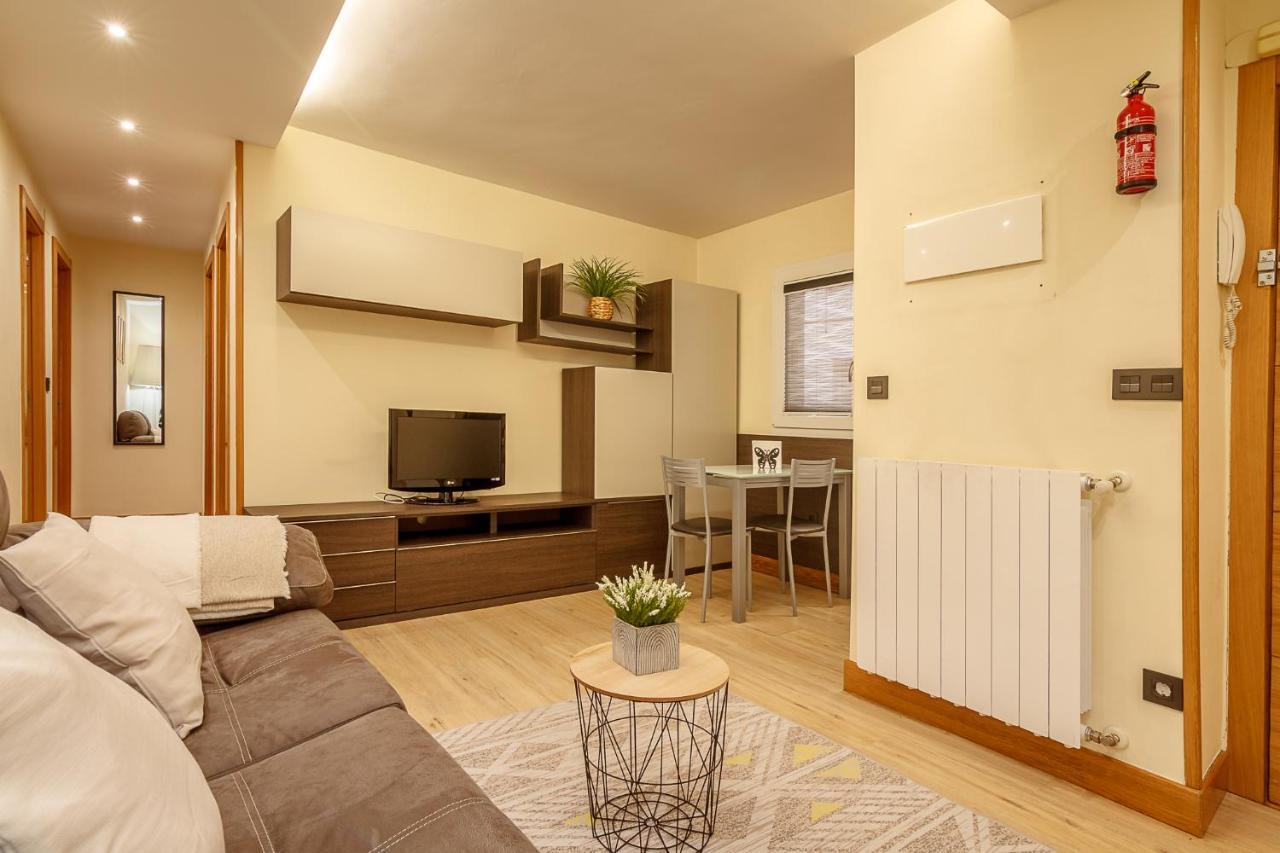 Appartamento Fika, Vivienda Turistica Urbana Con Wifi Bilbao Esterno foto